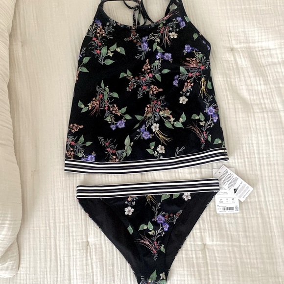 Athleta tankini set. Gold Coast Floral Banded. - Picture 1 of 8